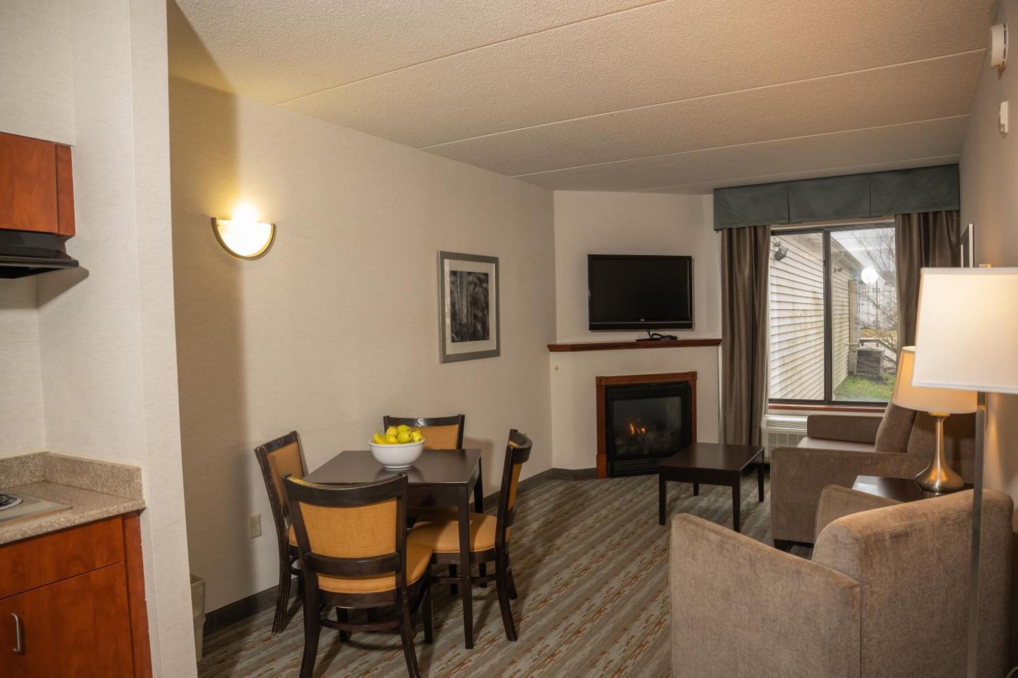 Wyndham Garden Erie Hotel Kearsarge Exterior foto