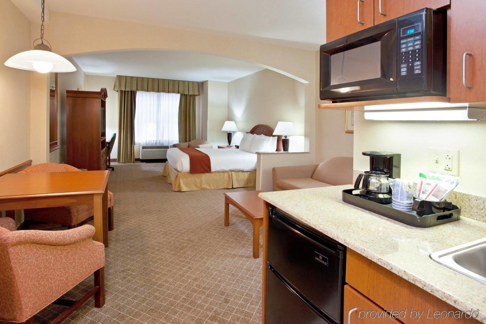 Wyndham Garden Erie Hotel Kearsarge Quarto foto